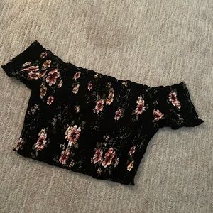 Black flower crop top